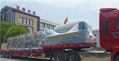 百強洗脫機、烘干機、燙平機等洗滌設備發貨海南-百強洗滌設備