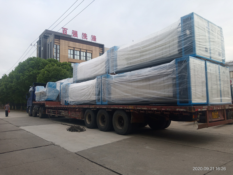 百強(qiáng)洗滌龍高速燙平機(jī)等設(shè)備發(fā)往北京